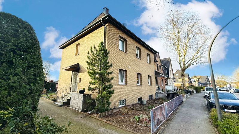 Zweifamilienhaus mit großem Garten und vielseitigen Nutzungsmöglichkeiten in Castrop-Rauxel
